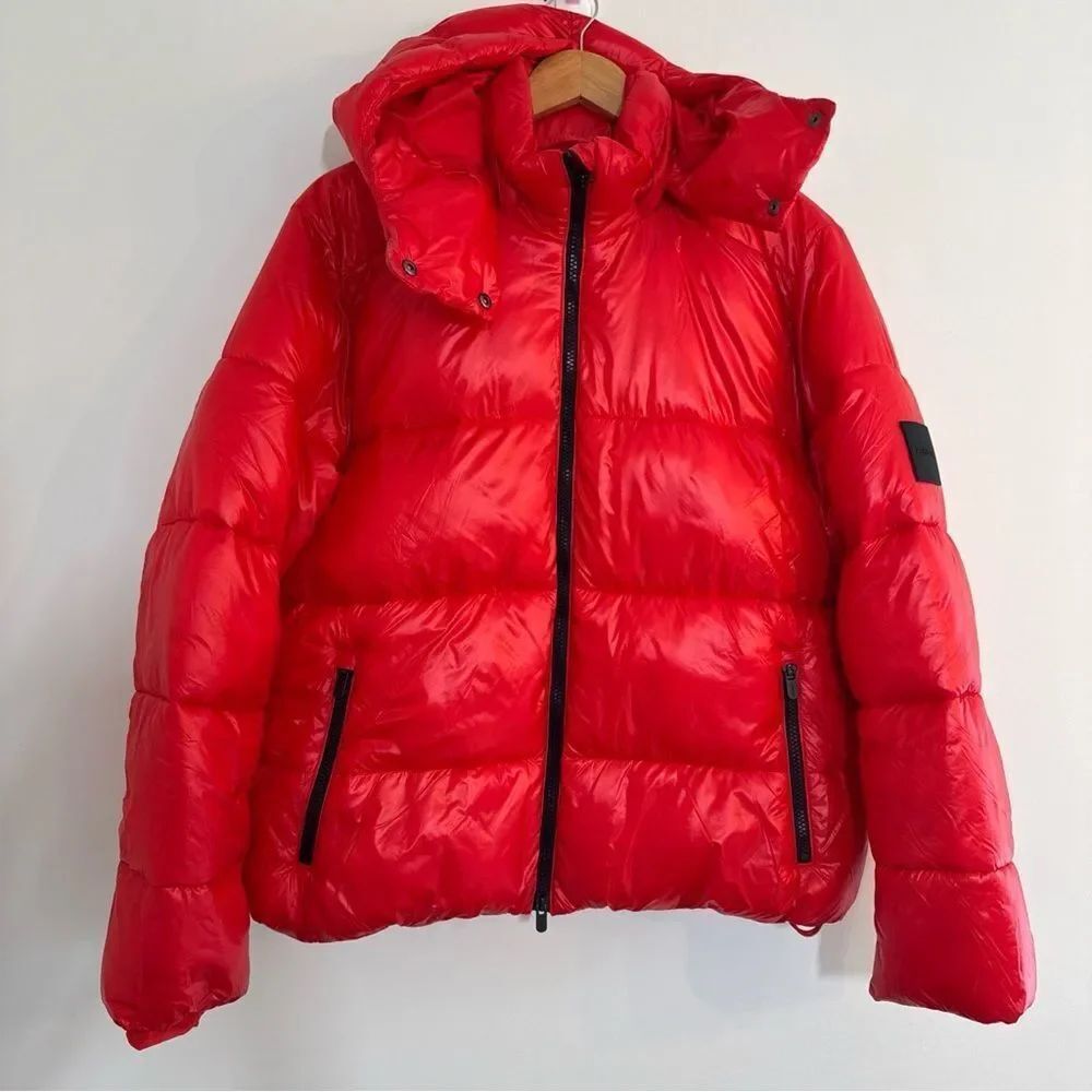 Athleta Red Hooded  Snow Down Puffer Women's Jacket Size Medium